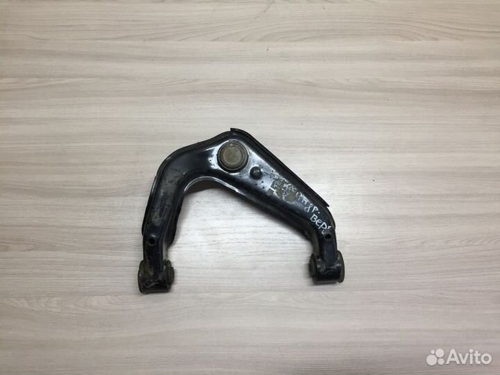 Рычаг передний правый верхний Nissan Pathfinder II