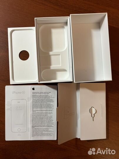 Телефон iPhone se
