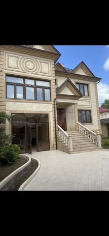 Дом 330 м² на участке 6 сот.