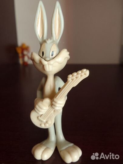 Игрушки Kinder Suprise Ferrero