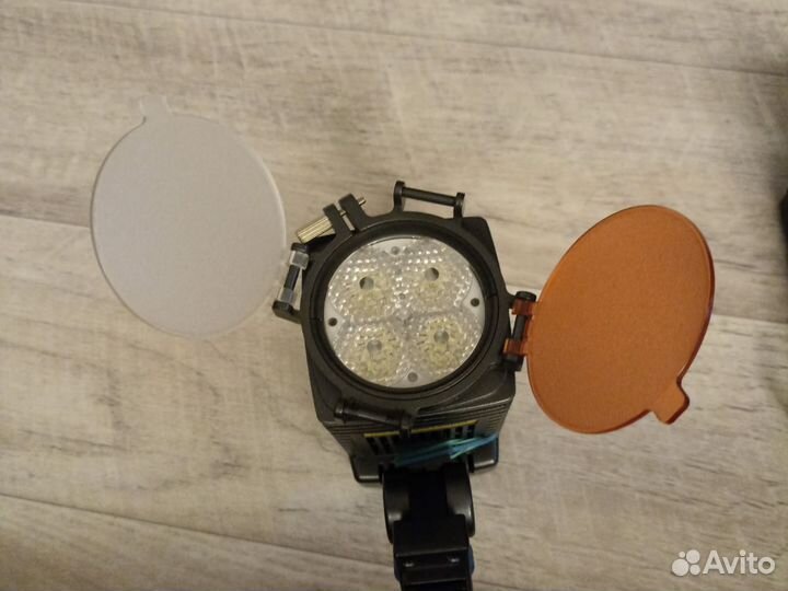 Накамерный свет Video Light