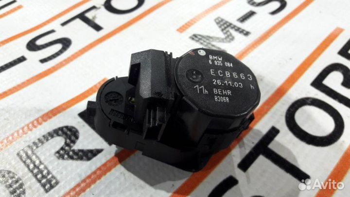 Привод заслонки отопителя Bmw 7-Series E65 N62B36A