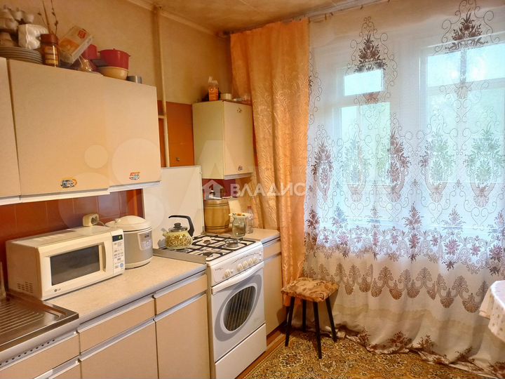 3-к. квартира, 68 м², 3/5 эт.