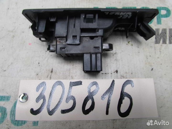 Кнопка стеклоподъемника для Nissan Teana 1 2003-2
