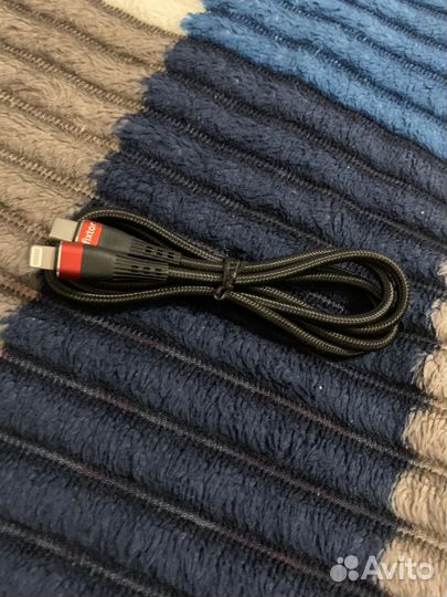 Кабель лайтинг тайп с