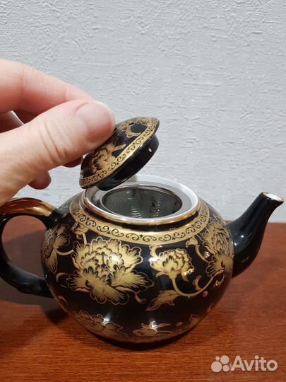 Заварочный чайник, маленький