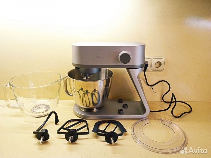 Кухонный комбайн bork B 783 + насадки для спагетти