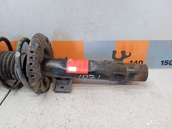 Амортизатор передний Volkswagen Polo 1.6 2014