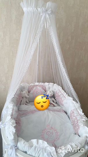 Балдахин и держатель для него