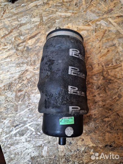 Подушка кабины задняя Renault Magnum