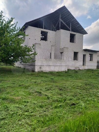 Коттедж 200 м² на участке 15 сот.