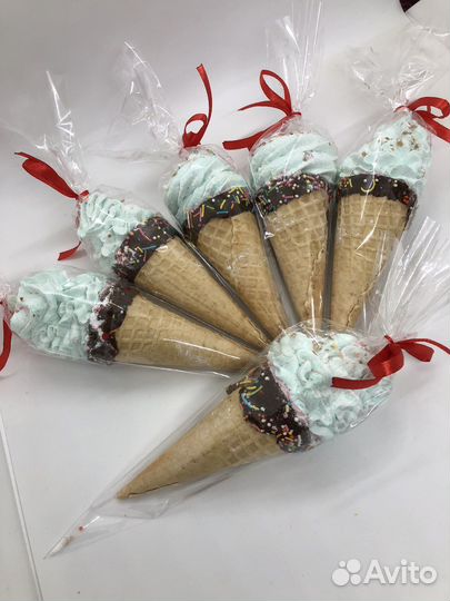 Зефир в рожке с шоколадом