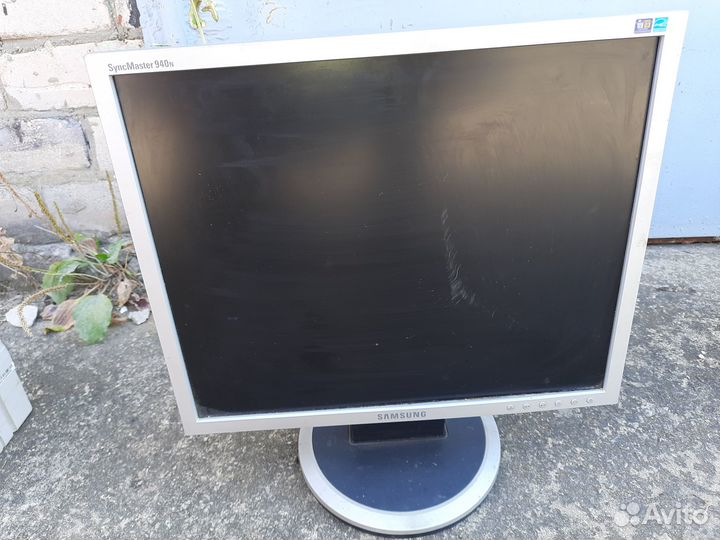 Монитор Samsung 940N