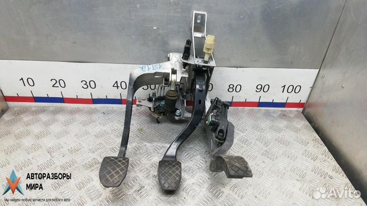 Узел педальный (блок педалей) Audi A6 4B/C5 рест