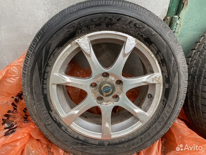 Колеса на Volvo, зимние, комплект