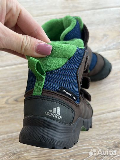 Ботинки Adidas