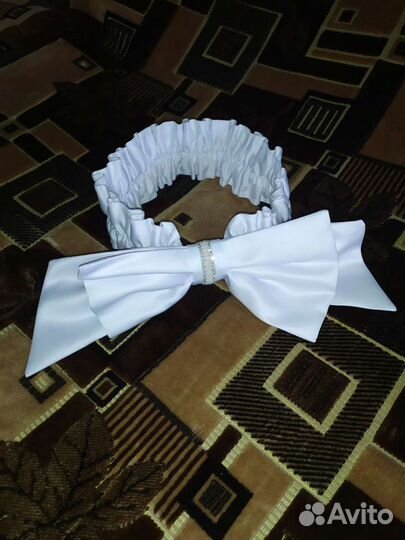 Бант на резинке на выписку