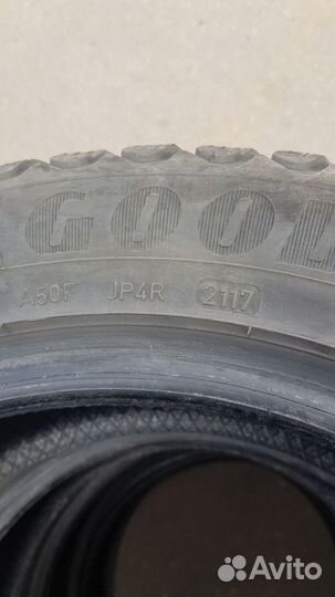 Goodyear Ultra Grip Ice Arctic 2 205/55 R16 94T