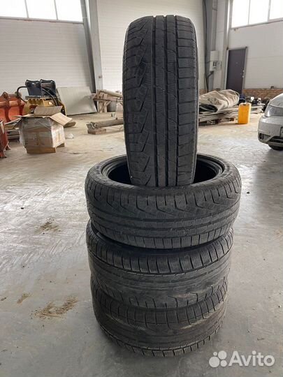 Pirelli Winter 210 SnowControl Serie II 225/45 R18 и 255/40 R18