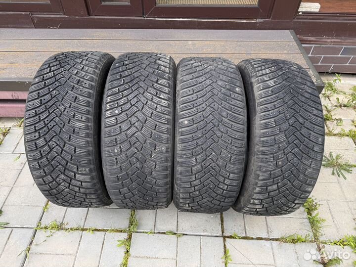 Continental IceContact 3 215/50 R17 95T