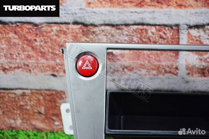 Рамка Магнитолы Subaru Legacy B4 BL EJ20