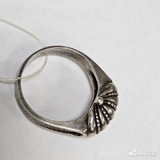 Серебряное кольцо