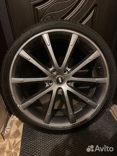 Колеса в сборе 245/35 R20 95Y