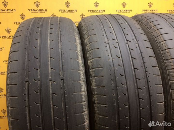 Goodyear EfficientGrip SUV 4x4 215/60 R17 96H