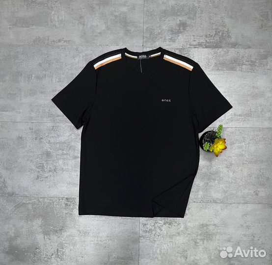 Футболка Boss