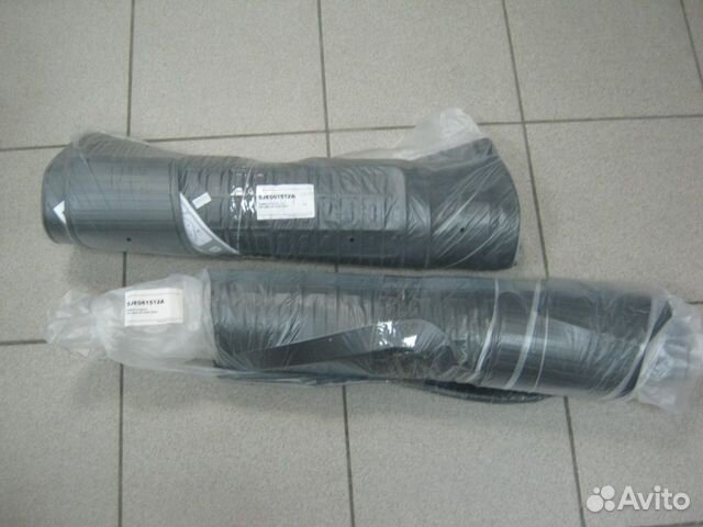 5JE061512A - Комплект резиновых ковров VW Jetta