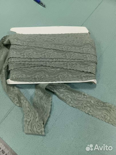 Кружево серое