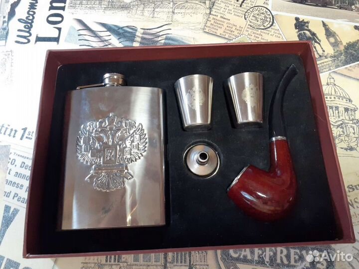 Подарочный набор (фляга, трубка)