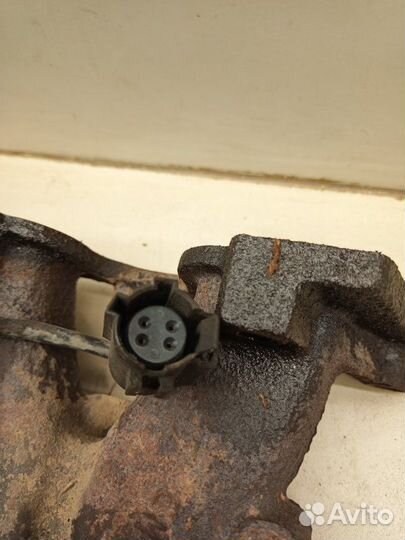 Выпускной коллектор левый Dodge Stratus EER 2 2004