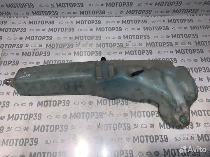 Бачок омывателя Peugeot 407 2.7 HDI 2005