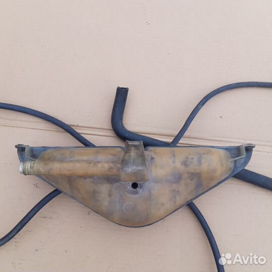 Расширительный бачек бмв е32 е34