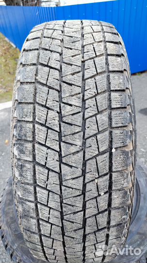 Bridgestone Blizzak DM-V1 235/60 R18 107R