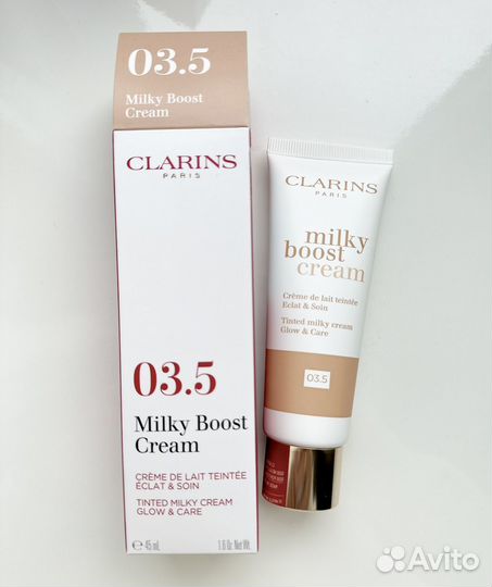 Тон. Крем Clarins с эффектом сияния Milky Boost