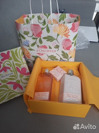 Подарочный набор Локситан L'occitane Вишневый Цвет