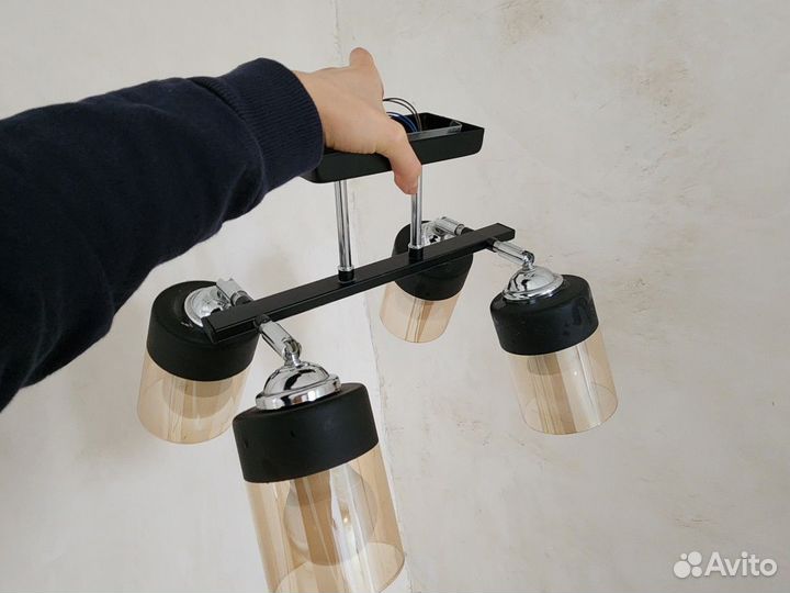 Потолочная люстра