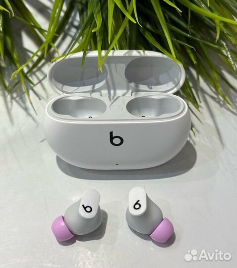 Beats Studio Buds - White