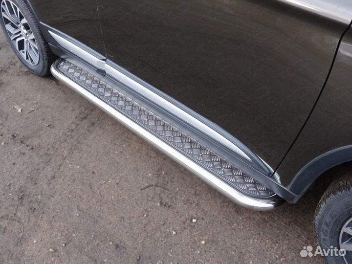 Пороги из нержавейки Mitsubishi Outlander 3