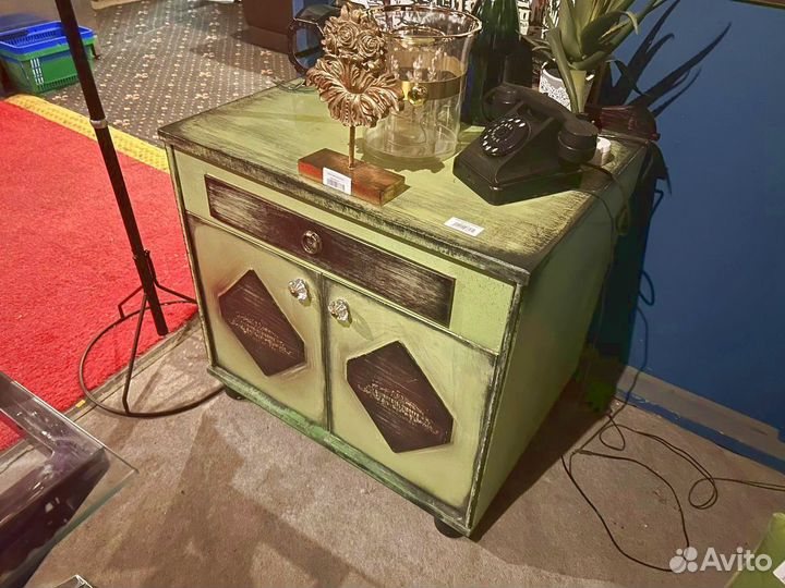 Комод зеленый дизайнерский