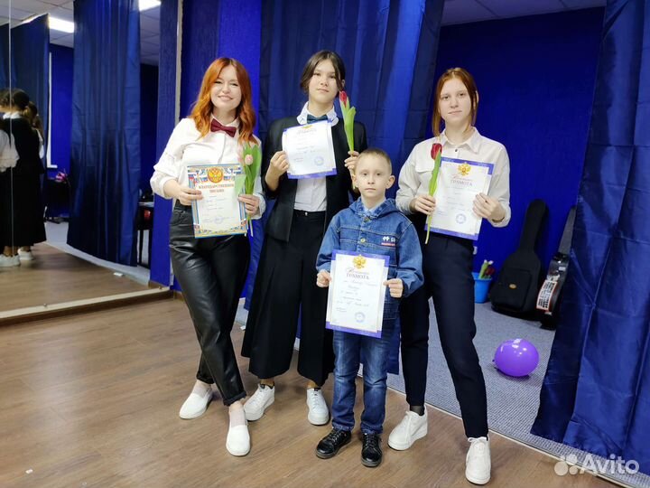 Уроки игры на гитаре,укулеле. Вокал