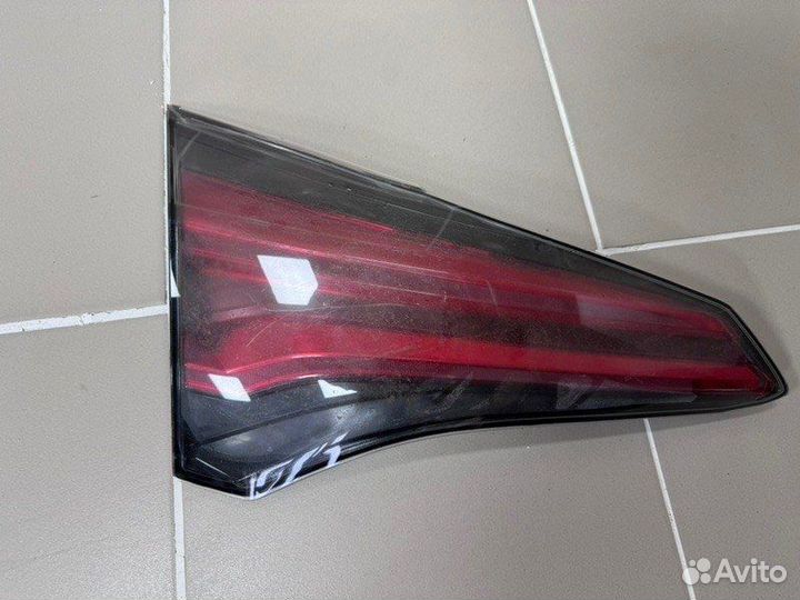 Фонарь задний левый Toyota Rav4 XA40 2015-2019