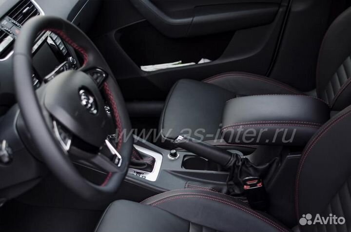 Кожаная оплетка на руль skoda Octavia A7