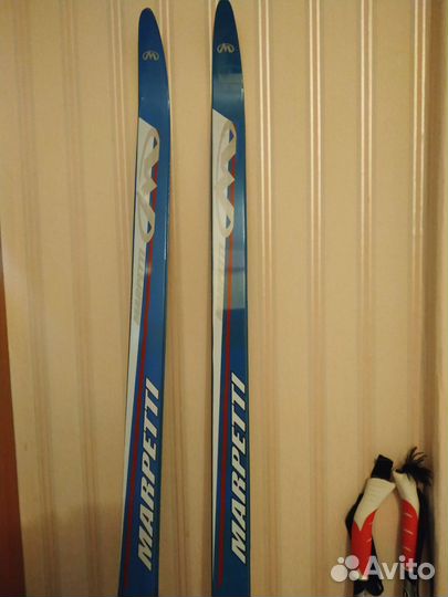 Беговые лыжи с палками