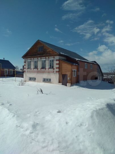 Дом 158 м² на участке 9 сот.