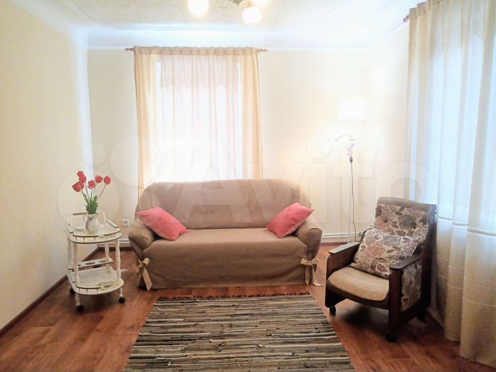 2-к. квартира, 42 м², 1/2 эт.
