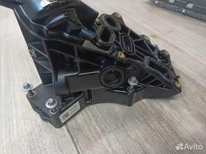 Корпус масляного фильтра BMW X7 G07 2021 8482015