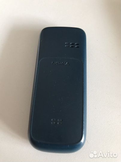 Телефон Nokia 100